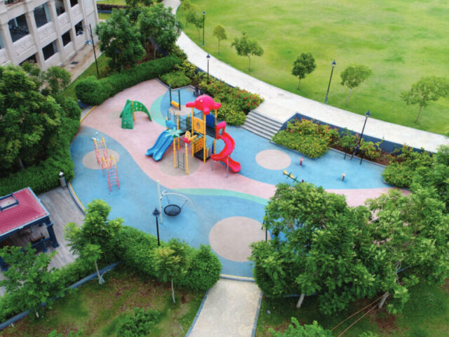 https://rahejaprojects.co.in/wp-content/uploads/2024/10/raheja4-640x480.jpg